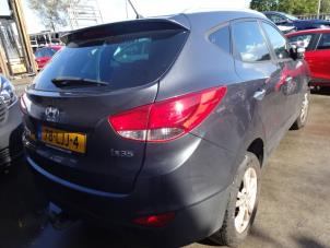 Hyundai iX35 2.0 16V Épave (2010, Gris)