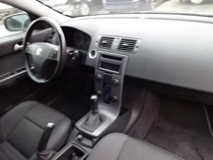 Volvo S40 1.8 16V Samochód złomowany (2006, Czarny)