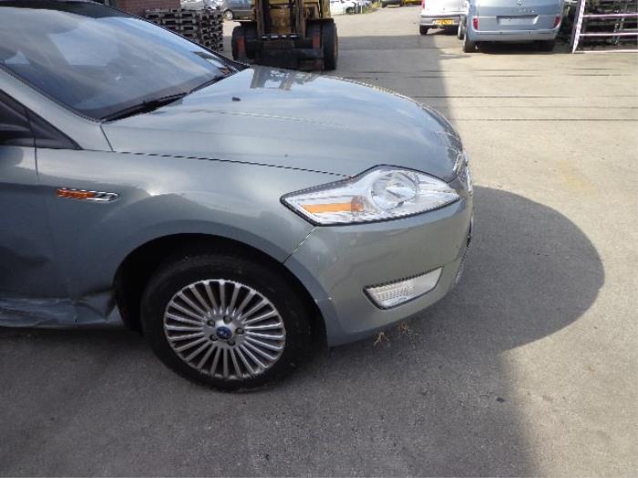 Ford Mondeo IV Wagon 1.6 Ti 16V Samochód złomowany (2008, Szary)