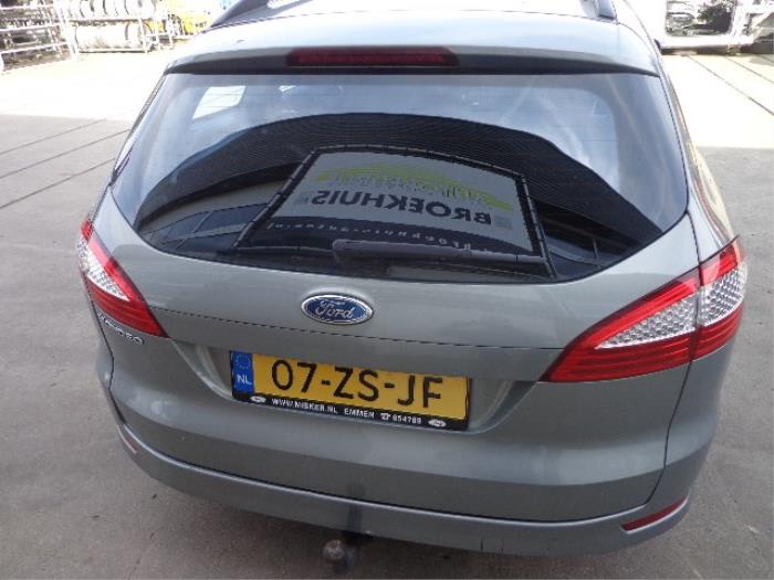 Ford Mondeo IV Wagon 1.6 Ti 16V Samochód złomowany (2008, Szary)