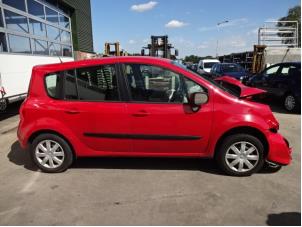 Renault Modus/Grand Modus 1.2 16V TCe Samochód złomowany (2011, Czerwony)