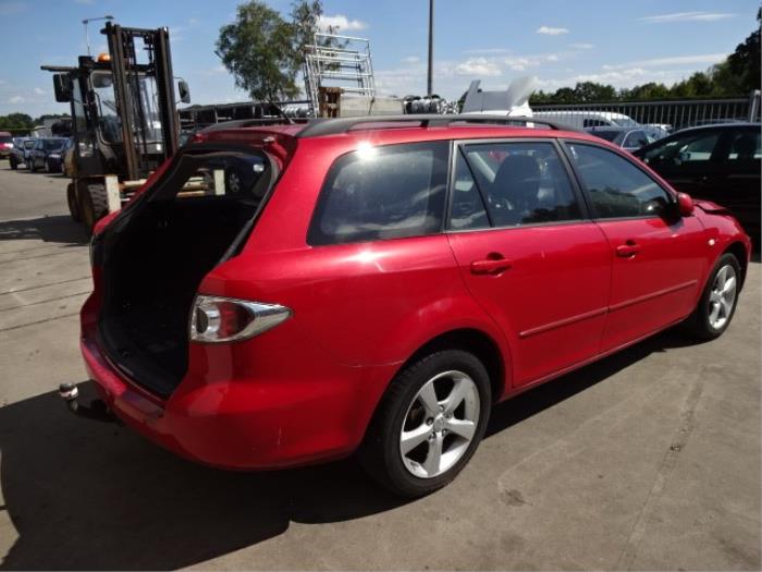 Mazda 6 Sportbreak 1.8i 16V Épave (2004, Rouge)