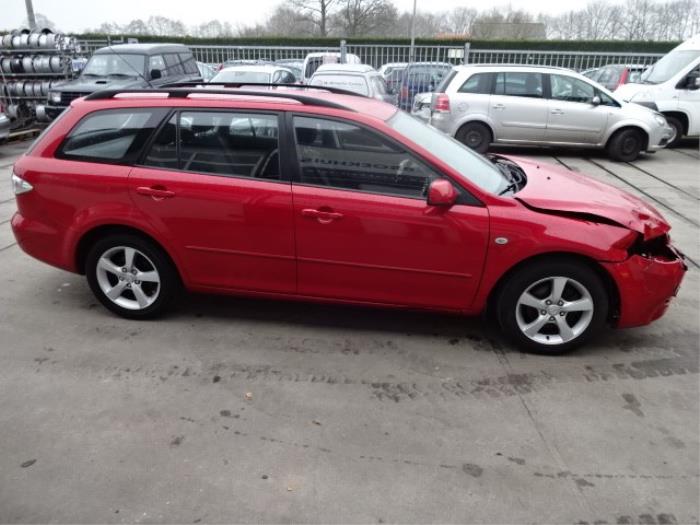 Mazda 6 Sportbreak 1.8i 16V Épave (2004, Rouge)
