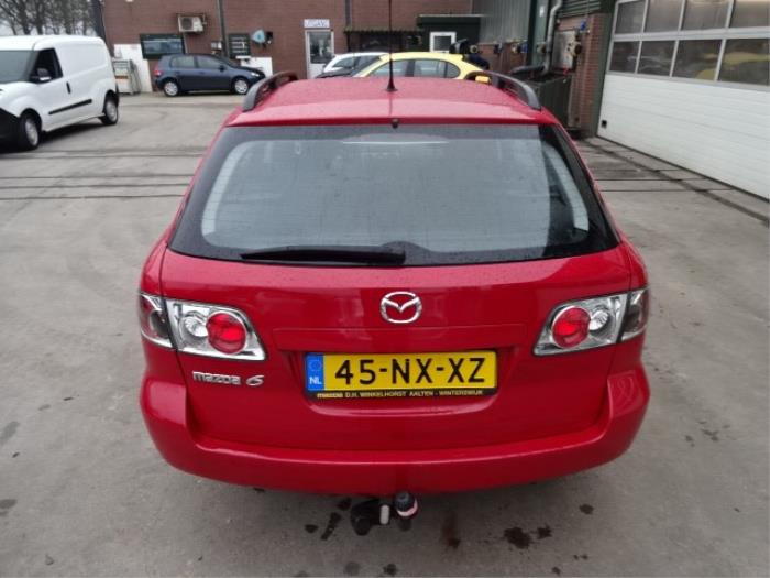 Mazda 6 Sportbreak 1.8i 16V Épave (2004, Rouge)