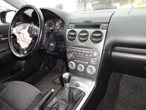 Mazda 6 Sportbreak 1.8i 16V Épave (2004, Rouge)