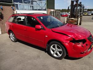 Mazda 6 Sportbreak 1.8i 16V Épave (2004, Rouge)