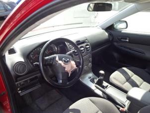Mazda 6 Sportbreak 1.8i 16V Épave (2004, Rouge)