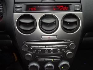 Mazda 6 Sportbreak 1.8i 16V Épave (2004, Rouge)