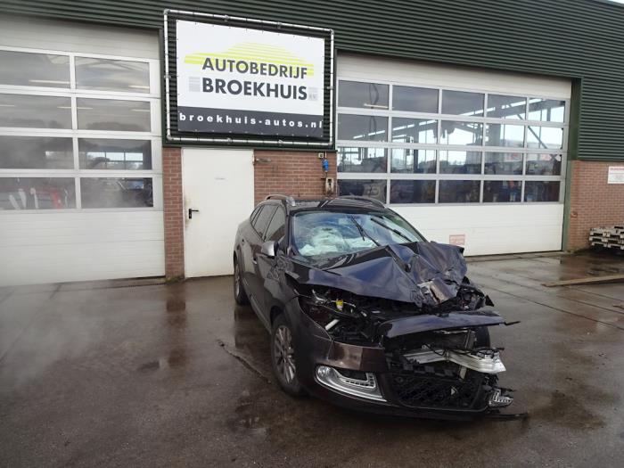 Renault Megane Iii Grandtour Kz 1 5 Dci 110 Salvage Year Of Construction 13 Colour Brown Proxyparts Com