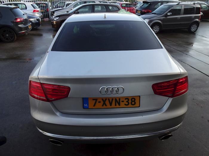 Audi A8 4.2 TDI V8 32V Quattro Épave (2011, Gris)