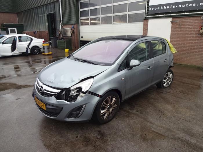 Opel Corsa D 1.4 16V Twinport Samochód złomowany (2011, Szary)