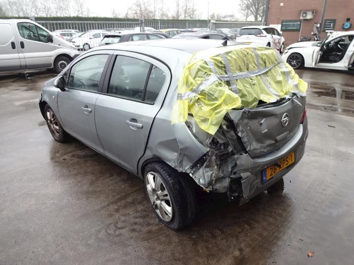 Opel Corsa D 1.4 16V Twinport Samochód złomowany (2011, Szary)