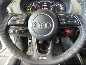 Audi A3 Sportback 1.0 TFSI 12V Schrottauto (2017, Weiß)