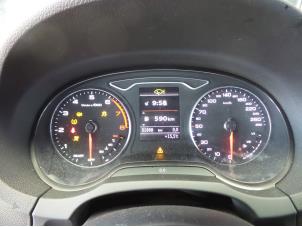 Audi A3 Sportback 1.0 TFSI 12V Schrottauto (2017, Weiß)