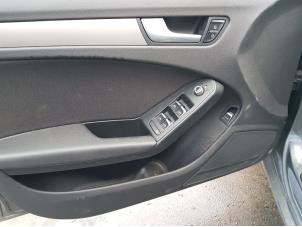 Audi A4 2.0 eTDI 16V Épave (2012, Gris)