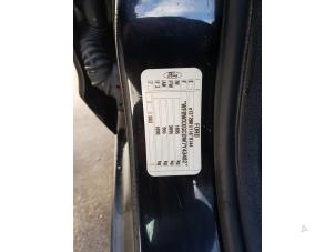 Ford Focus 2 Wagon 1.8 16V Épave (2007, Noir)