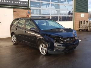 Ford Focus 2 Wagon 1.8 16V Épave (2007, Noir)
