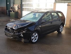 Ford Focus 2 Wagon 1.8 16V Épave (2007, Noir)