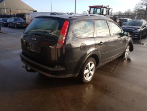 Ford Focus 2 Wagon 1.8 16V Épave (2007, Noir)