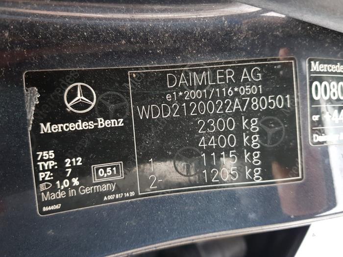 Mercedes E E-220 CDI 16V BlueEfficiency,BlueTEC Schrottauto (2013, Grau)