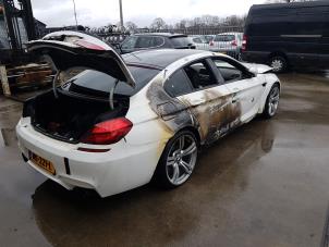 BMW 6 serie Gran Coupe M6 V8 32V Competition Package Épave (2015, Blanc)