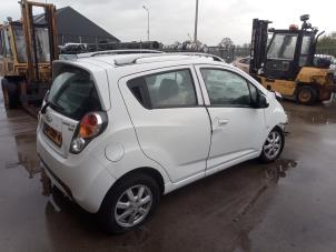 Chevrolet Spark 1.0 16V Bifuel Épave (2012, Blanc)