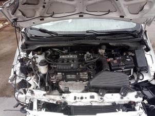 Chevrolet Spark 1.0 16V Bifuel Épave (2012, Blanc)