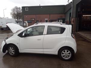 Chevrolet Spark 1.0 16V Bifuel Épave (2012, Blanc)