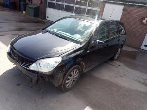 Opel Astra H SW 1.6 16V Twinport Épave (2007, Noir)