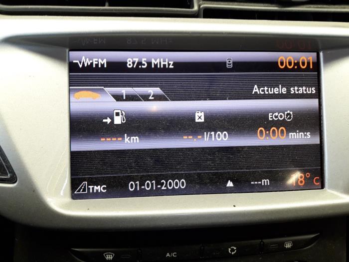 Citroen C3 1.4 Épave (2010, Beige)