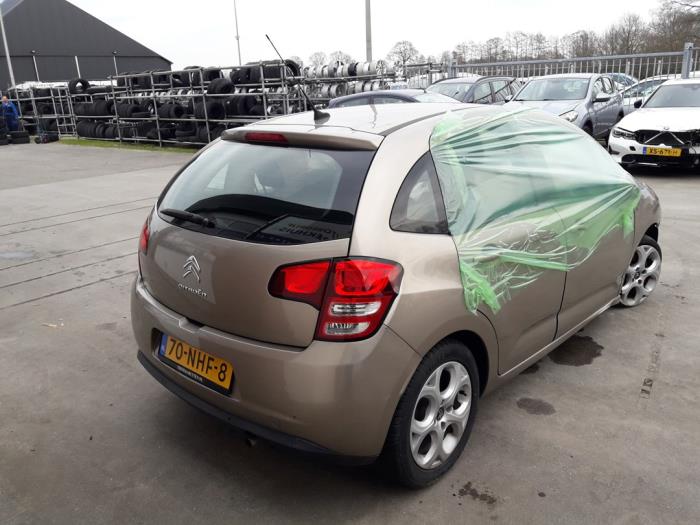 Citroen C3 1.4 Épave (2010, Beige)