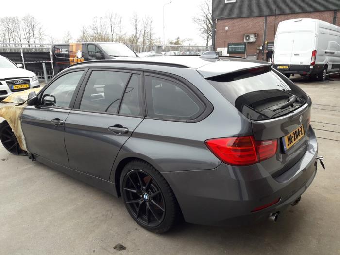 BMW 3 serie Touring 320d 2.0 16V Vehículo de desguace (2013, Gris)