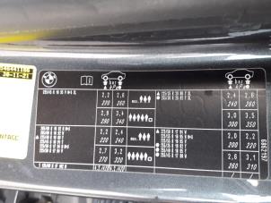 BMW 3 serie Touring 320d 2.0 16V Vehículo de desguace (2013, Gris)
