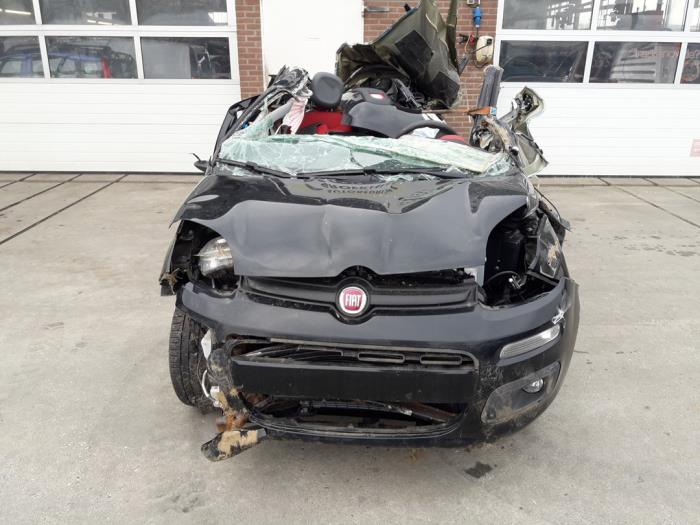 Fiat Panda 1.2 69 Épave (2015, Noir)