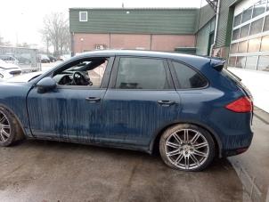 Porsche Cayenne II 3.0 D V6 24V Épave (2010, Noir)