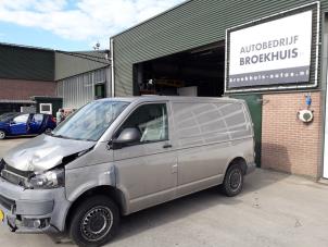Volkswagen Transporter/Caravelle T5 2.0 TDI DRF Épave (2010, Gris)