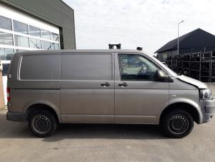 Volkswagen Transporter/Caravelle T5 2.0 TDI DRF Épave (2010, Gris)