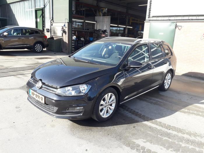 Volkswagen Golf VII Variant 1.0 TSI 12V BlueMotion Technology Épave (2015, Noir)