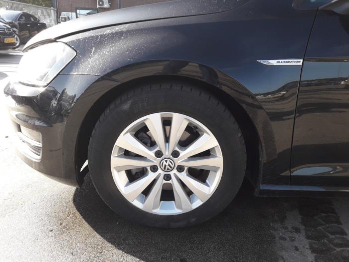 Volkswagen Golf VII Variant 1.0 TSI 12V BlueMotion Technology Épave (2015, Noir)