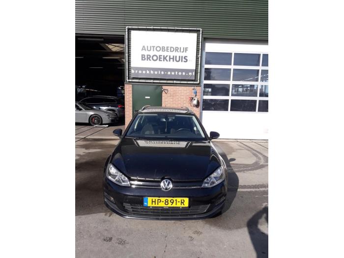 Volkswagen Golf VII Variant 1.0 TSI 12V BlueMotion Technology Épave (2015, Noir)