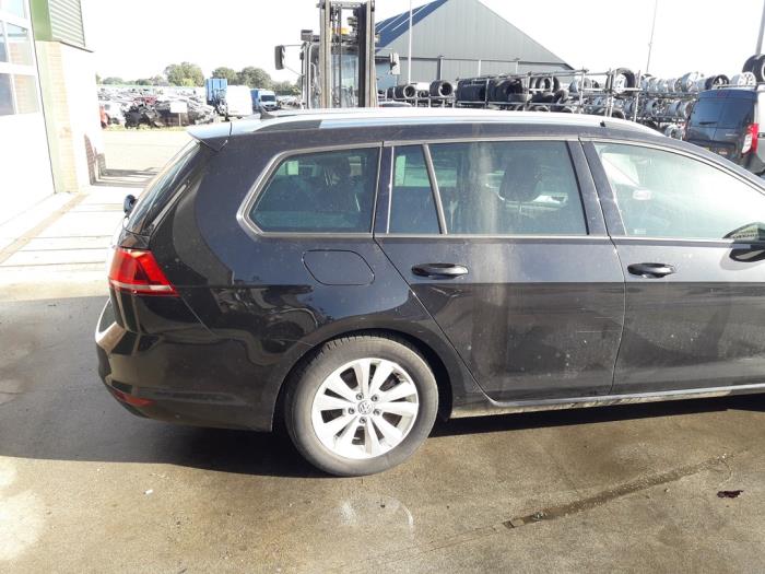 Volkswagen Golf VII Variant 1.0 TSI 12V BlueMotion Technology Épave (2015, Noir)