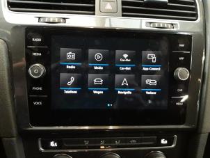 Volkswagen Golf VII 1.0 TSI 12V BlueMotion Épave (2019, Gris)