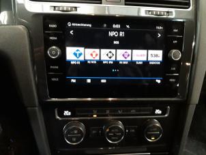 Volkswagen Golf VII 1.0 TSI 12V BlueMotion Épave (2019, Gris)