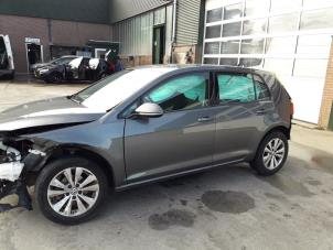 Volkswagen Golf VII 1.0 TSI 12V BlueMotion Épave (2019, Gris)