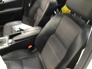Mercedes C Estate 1.6 C-180K 16V BlueEfficiency Vehículo de desguace (2009, Blanco)