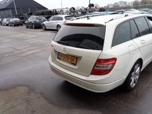 Mercedes C Estate 1.6 C-180K 16V BlueEfficiency Vehículo de desguace (2009, Blanco)