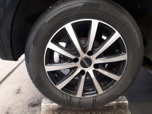 Peugeot 208 I 1.2 Vti 12V PureTech 82 Épave (2016, Noir)