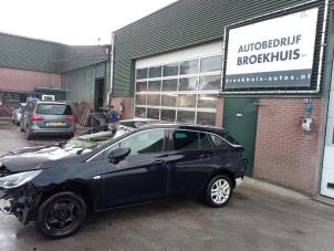 Opel Astra K Sports Tourer 1.0 Turbo 12V Épave (2018, Bleu)