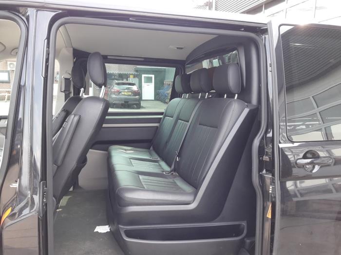 Volkswagen Transporter T6 2.0 TDI 150 Épave (2018, Noir)