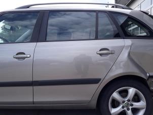 Skoda Fabia II Combi 1.2 TDI 12V Greenline Épave (2011, Beige)